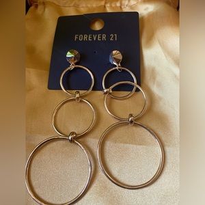 Forever 21 gold dangling earrings